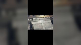 확장된 금속 메쉬 생산의 공장 현장 영상