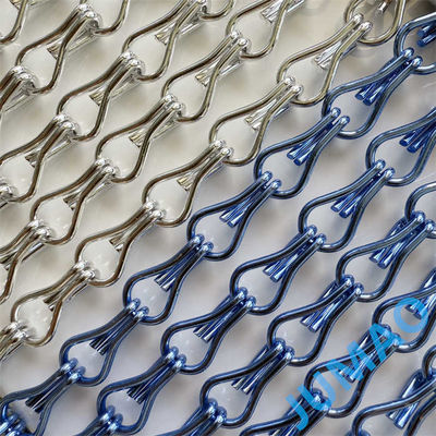 공간 분할기 금속 체인 링크 커튼 플라이 스크린 구부러진 Andulated