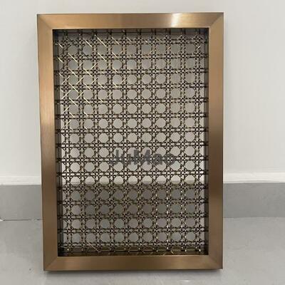 투명성 20 ~ 80 퍼센트 장식용 금속 망 SS 304 316 및 316L에서 만들어집니다 천장 장식 및 벽 패널에 적합합니다